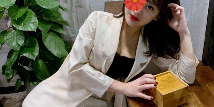 Duy Uyên - Bạn gái văn phòng tìm bạn trai chung thủy, yêu lâu dài