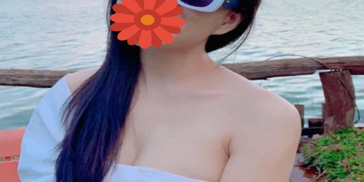 Ngọc Ðào - Bạn gái văn phòng tìm bạn trai không ngại yêu xa