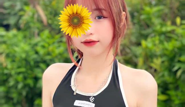 Hồng Thơm - Bạn gái văn phòng tìm bạn trai trẻ và hoạt bác