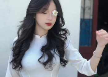 Thanh Nga - Bạn gái văn phòng tìm người yêu đẹp trai