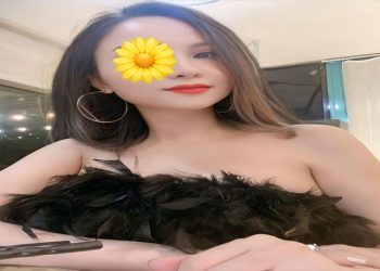 Bạn gái văn phòng có sức hút thế nào?